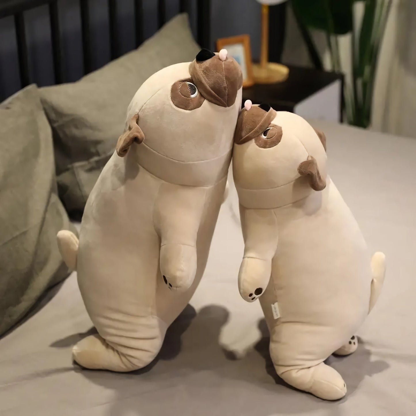 Peluche carlin paresseux en miche