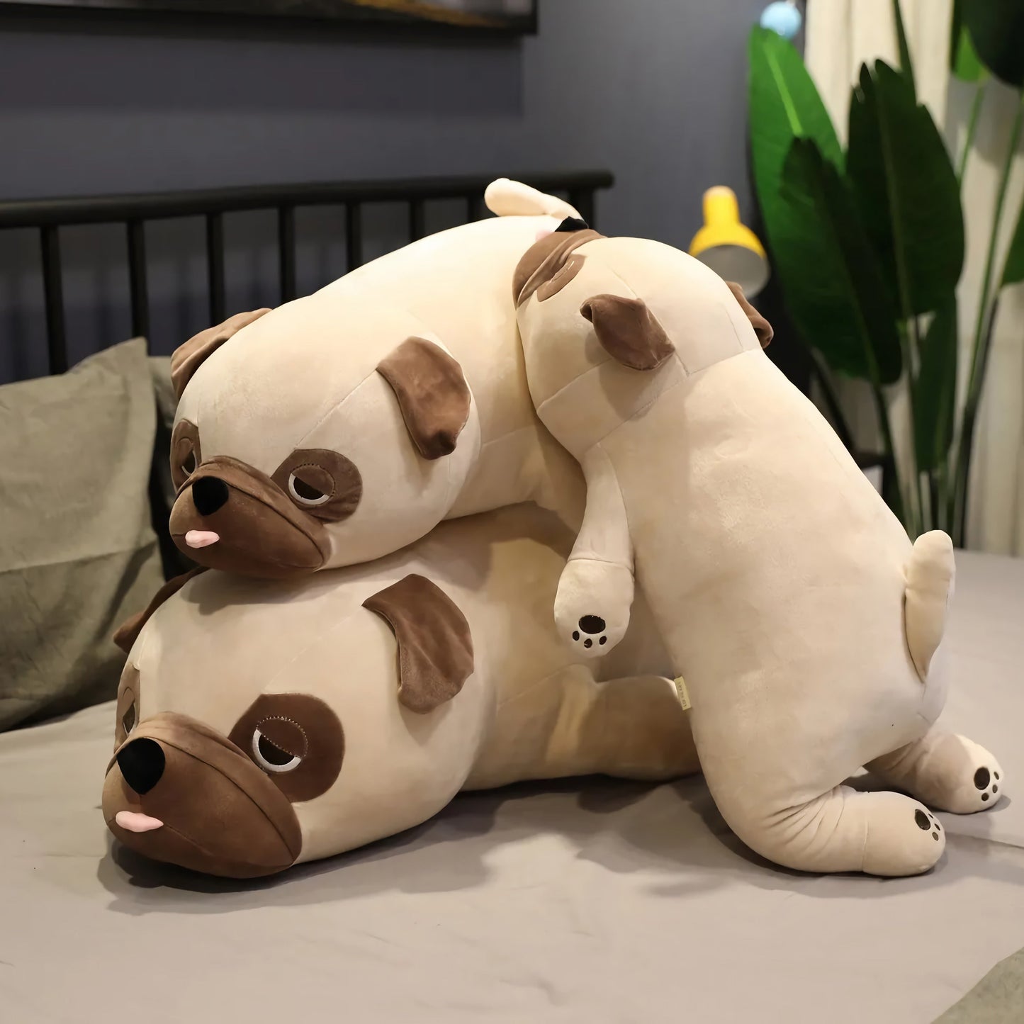 Peluche carlin paresseux en miche