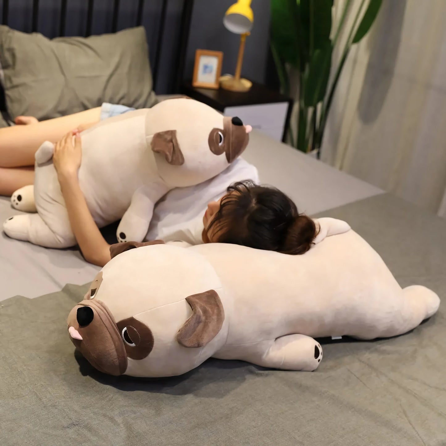Peluche carlin paresseux en miche