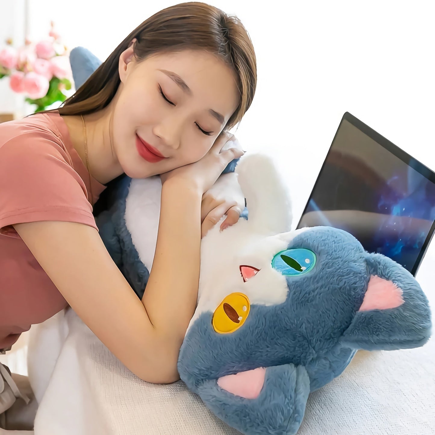 Meowrine, la peluche mystique requin-chat