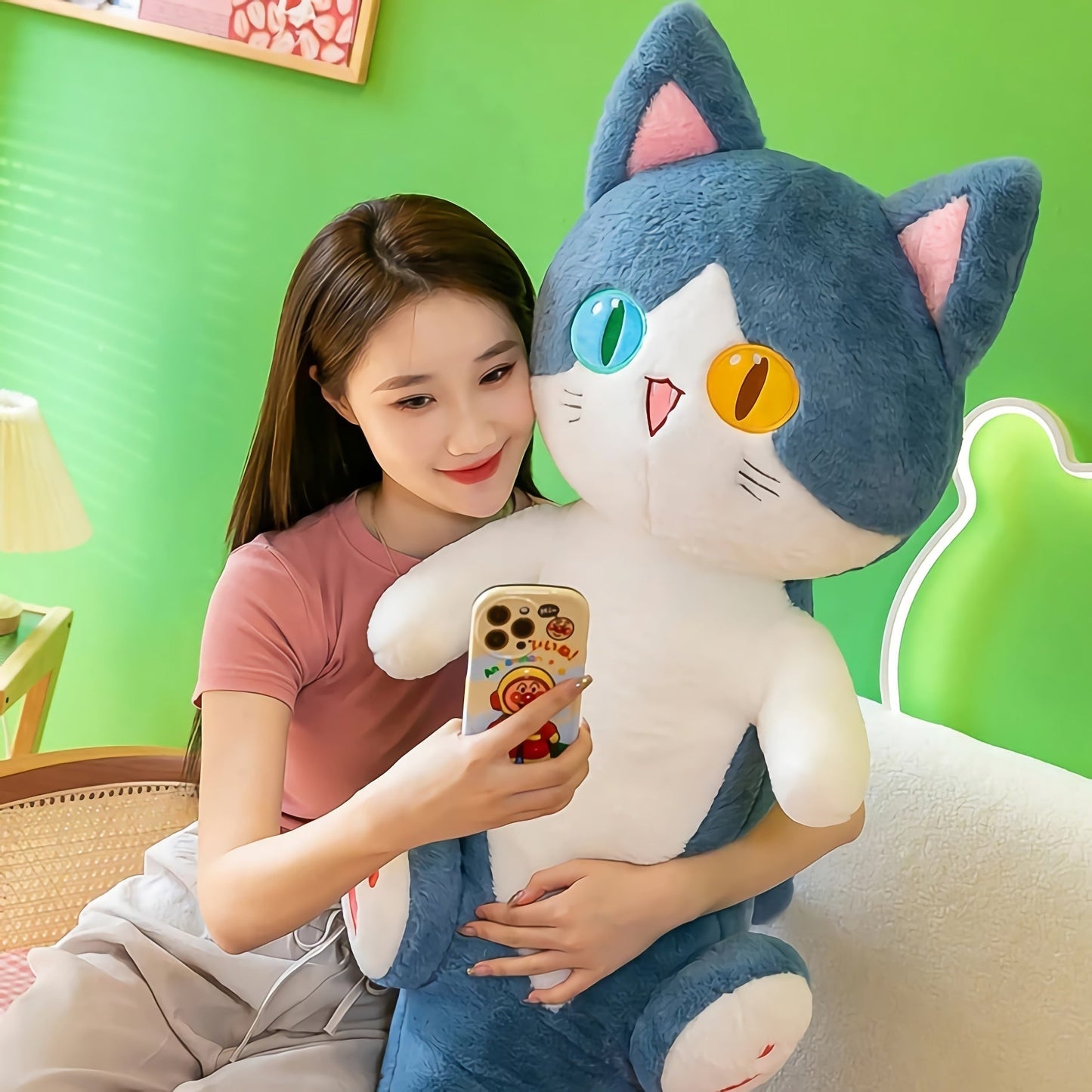 Meowrine, la peluche mystique requin-chat