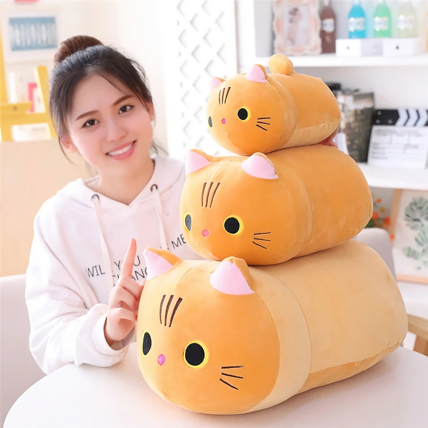 Neko Noodle, longue peluche chat