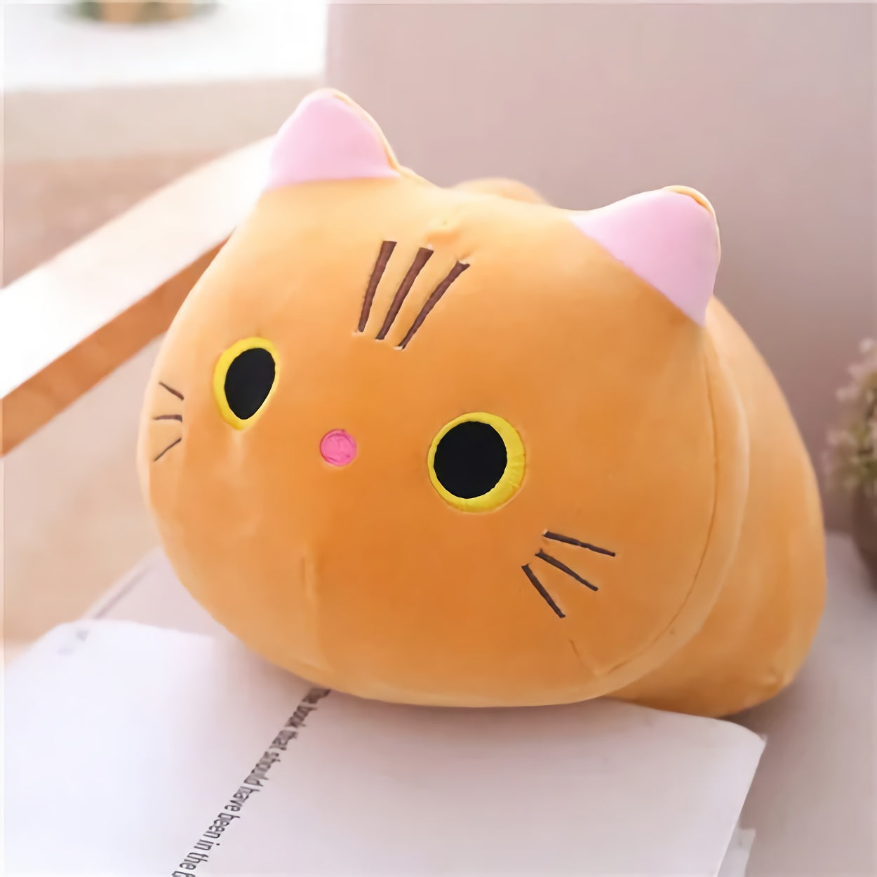 Neko Noodle, longue peluche chat
